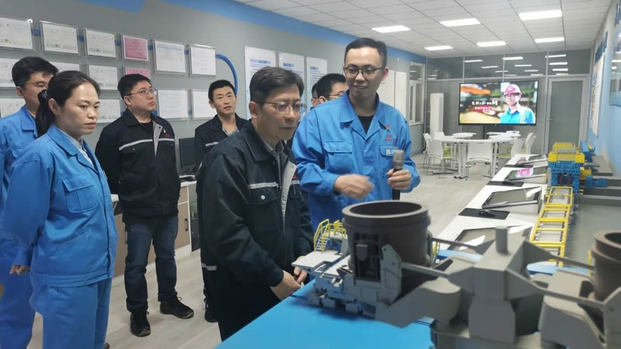天津钢管集团劳模工匠工作室赴首钢京唐对标交流纪实